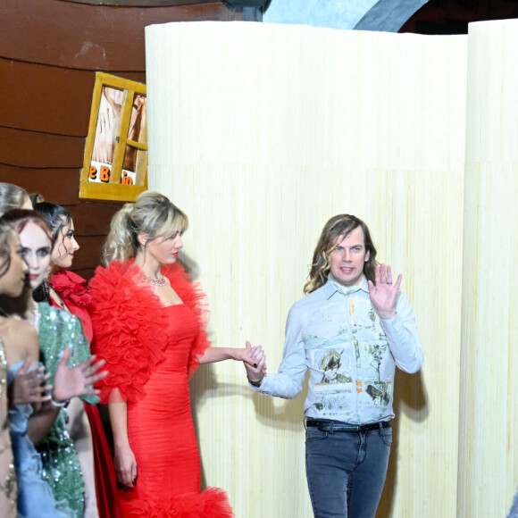 Delphine Wespiser (Miss France 2012), Christophe Guillarmé au défilé de mode Christophe Guillarmé collection femme automne/hiver 2024-2025 au Balajo à Paris le 28 février 2024. © Rachid Bellak / Bestimage 
