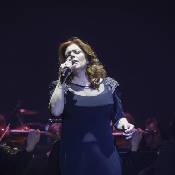 Isabelle Boulay en concert en hommage au 60ème anniversaire de la disparition d'Edith Piaf à la Seine Musicale à Boulogne-Billancourt le 17 octobre 2023. © Jack Tribeca / Bestimage 