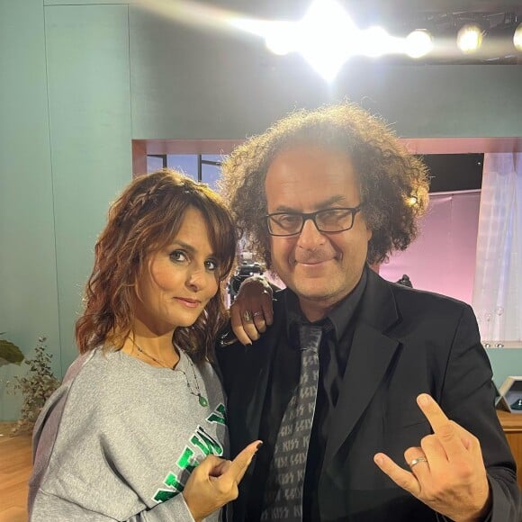 L'expert de "Ca commence aujourd'hui" est papa de deux garçons
Laurent Karila pose avec Faustine Bollaert