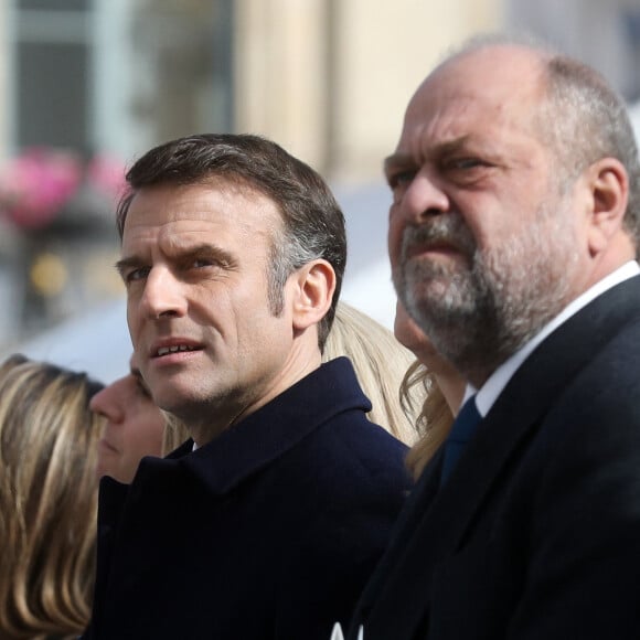 Le président français, Emmanuel Macron, Éric Dupond-Moretti, garde des Sceaux, ministre de la Justice lors de la cérémonie publique de scellement de la loi constitutionnelle du 8 mars 2024 portant sur la liberté de recourir à l'interruption volontaire de grossesse (IVG), au ministère de la Justice, place Vendôme, à Paris, France, le 8 mars 2024. © Stéphane Lemouton/Bestimage 