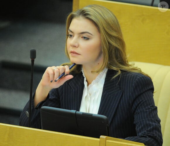 Alina Kabaeva assiste à une réunion de la Douma d'Etat russe. Le 24 janvier 2012 