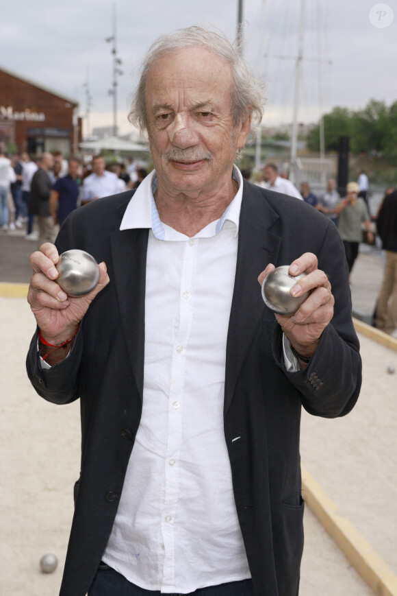 Avec le temps...
Patrick Chesnais - 9ème Trophée de la Pétanque gastronomique au Port Yacht Marina à Paris. Le 29 juin 2023 © Christophe Aubert via Bestimage 