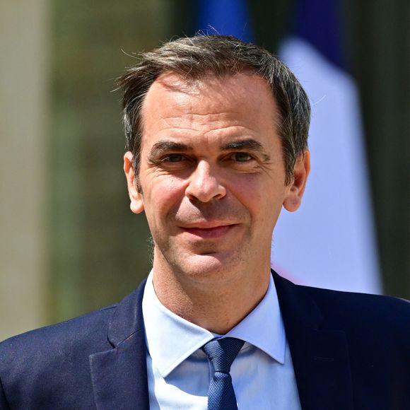 Olivier Véran, porte-parole du Gouvernement - Sortie du conseil des ministres au palais présidentiel de l'Elysée à Paris, France, le 21 juillet 2023. La présidence française a officialisé le remaniement du gouvernement français le 20 juillet 2023 avec huit nouveaux membres d'un gouvernement qui compte 41 ministres au total. 