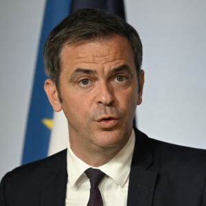 Olivier Véran, porte-parole du gouvernement français - Conférence de presse au palais de l'Elysée à Paris, à l'issue du Conseil des ministres, le 10 mai 2023. © Eliot Blondet / Pool / Bestimage 