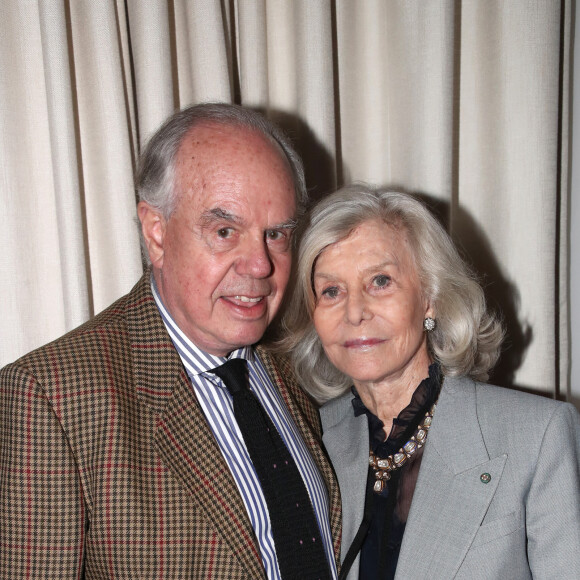 Exclusif - Frédéric Mitterrand et Marina Cicogna - Dîner à l'hôtel Royal Monceau à la suite de la présentation du film « Marina Cicogna - La Vita E Tutto il Resto » du réalisateur Andrea Bettinetti au Club 13 à Paris le 27 Avril 2022. © Bertrand Rindoff / Bestimage  Exclusive - For Germany, please call for price - No web en Suisse / Belgique Presentation of the movie "Marina Cicogna - La Vita E Tutto il Resto" by director Andrea Bettinetti at Club 13 in Paris on April 27th 2022