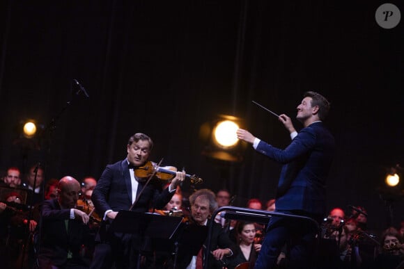 Exclusif - Renaud Capuçon et le chef d'orchestre Duncan Ward - Concert de Renaud Capuçon à l'Olympia à Paris, le 10 mars 2024. © Moreau-Tribeca/Bestimage