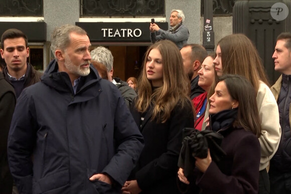 Le roi Felipe VI, la reine Letizia, la princesse des Asturies et l'infante Sofia d'Espagne assistent à une procession de la Semaine Sainte à Madrid, Espagne, le 30 mars 2024. Cette semaine de Pâques coïncide avec le retour au pays de l'infante Sofia scolarisée au Pays de Galles. © EuropaPress/Bestimage 