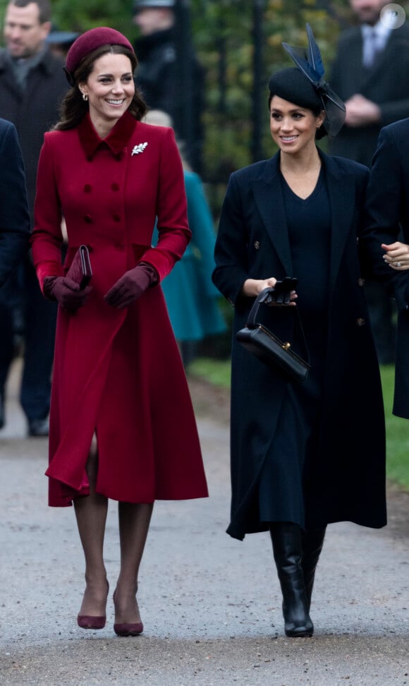 Kate Middleton et Meghan Markle seraient-elles sur le chemin de la réconciliation ? 
Catherine Kate Middleton, la duchesse de Cambridge et Meghan Markle, la duchesse de Sussex enceinte - La famille royale britannique se rend à la messe de Noël à l'église Sainte-Marie-Madeleine à Sandringham.
