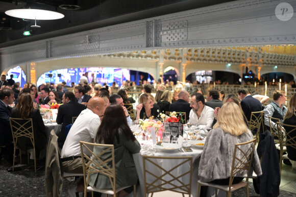 Ambiance - Dîner de charité Breitling à la Samaritaine pour l'association "Premiers de Cordée" à Paris le 4 avril 2024. © Rachid Bellak/Bestimage