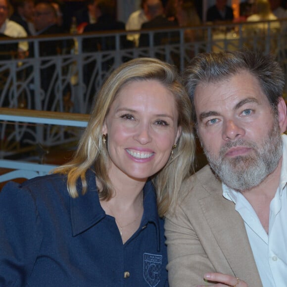 Clovis Cornillac et sa femme Lilou Fogli - Dîner de charité Breitling à la Samaritaine pour l'association "Premiers de Cordée" à Paris le 4 avril 2024. © Rachid Bellak/Bestimage