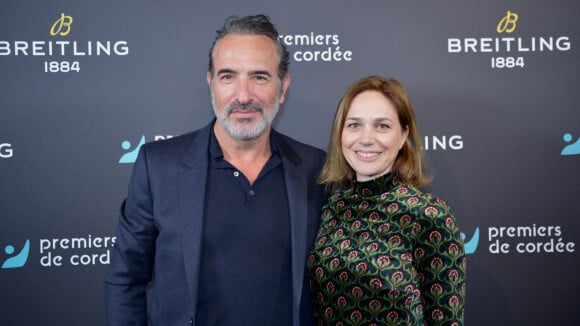 PHOTOS Jean Dujardin, premier soutien de Nathalie Péchalat : fous rires et regards complices, ils s'éclatent devant un célèbre ami et son amoureuse