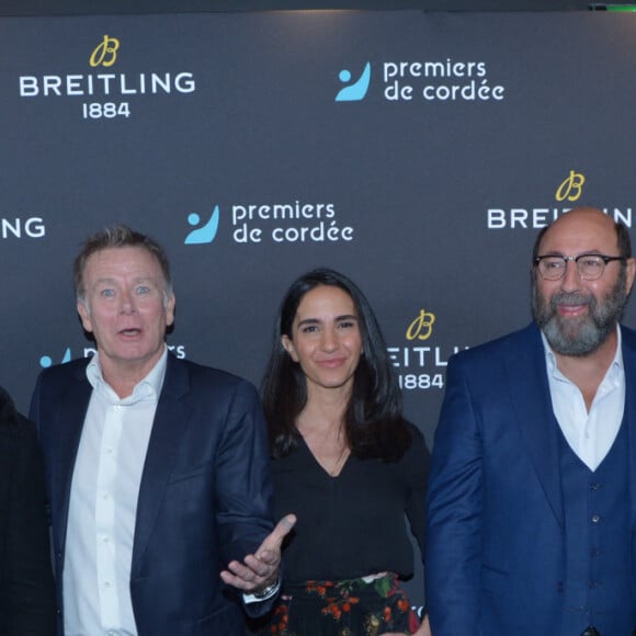 Edouard d'Arbaumont (Pdg Breitling Europe), Philippe Lacheau, Franck Dubosc et sa femme Danièle, Kad Merad, Audrey Fleurot, Georges Kern (Pdg Breitling), Nathalie Péchalat (nouvelle présidente de l'association "Premiers de Cordée"), Edouard d'Arbaumont (Pdg Breitling Europe) - Dîner de charité Breitling à la Samaritaine pour l'association "Premiers de Cordée" à Paris le 4 avril 2024. © Rachid Bellak/Bestimage