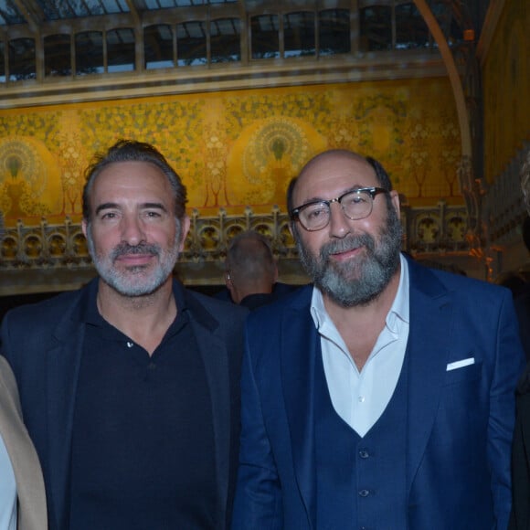 Clovis Cornillac, jean Dujardin, Kad Merad, Philippe Lacheau - Dîner de charité Breitling à la Samaritaine pour l'association "Premiers de Cordée" à Paris le 4 avril 2024. Dîner de charité Breitling à la Samaritaine pour l'association "Premiers de Cordée" à Paris le 4 avril 2024. © Rachid Bellak/Bestimage