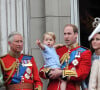 Ils ont accepté cette union pour le bien de la Couronne
La famille royale d'Angleterre au balcon lors de la "Trooping the Colour Ceremony" au palais de Buckingham à Londres, le 13 juin 2015 qui célèbre l'anniversaire officiel de la reine.