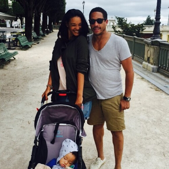 JoeyStarr en vacances à Pau avec Irène Soa et leur fils Marcello (7 mois) - juillet 2015