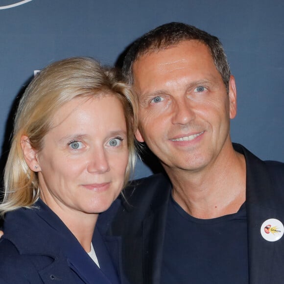 Avant d'épouser Isabelle Roche, l'ancien journaliste de TF1 était en couple avec Laurence Ferrari
Thomas Hugues et sa femme Isabelle Roche - Soirée d'inauguration du théâtre "La Scala Paris" à Paris le 11 septembre 2018. © CVS/Bestimage