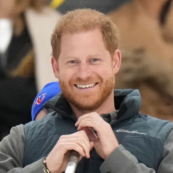 Ils sont nombreux à pleurer leur argent.
Le prince Harry, duc de Sussex et Meghan Markle, duchesse de Sussex, participent à un entraînement de curling aux Invictus Games Vancouver Whistler, au Hillcrest Community Centre, Vancouver, Colombie-Britannique, Canada.
