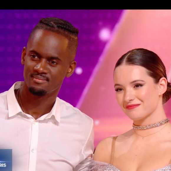 Une danseuse comparée à un trophée dans "DALS", TF1.