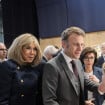 PHOTOS Brigitte Macron, en veste style officier ou en bomber : quel look va mieux à la première dame ?