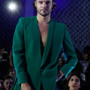 Au coeur de toutes les rumeurs, le danseur blessé ne s'est pas exprimé
Anthony Colette - Défilé de mode féminine prêt à porter Printemps/Été 2024 Pierre Cardin à l'Espace Niemeyer lors de la fashion week à Paris le 25 septembre 2023. © Christophe Clovis / Bestimage