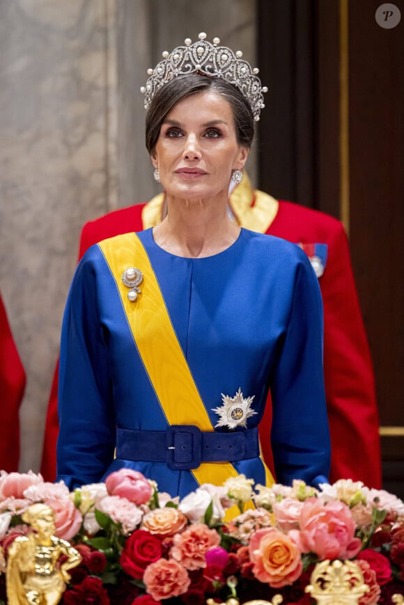 La reine Letizia d'Espagne s'est-elle mal comportée lors de son séjour aux Pays-Bas ?
Dîner d'état au palais royal d'Amsterdam en l'honneur de la visite du couple royal d'Espagne aux Pays-Bas.