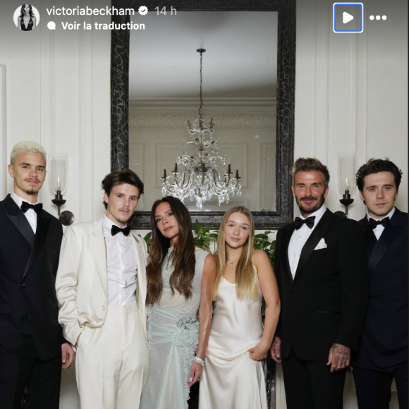 Victoria Beckham célèbre son 50ème anniversaire avec ses proches.