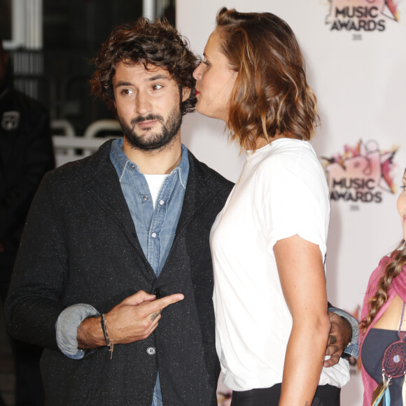 Laure Manaudou et Jérémy Frérot - Arrivées à la 17ème cérémonie des NRJ Music Awards 2015 au Palais des Festivals à Cannes, le 7 novembre 2015. © Christophe Aubert via Bestimage 