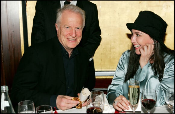 Exclusif - André Dussollier et Isabelle Adjani (présidente des César deux-mille-cinq) - Diner des nominés des César au Fouquet's.