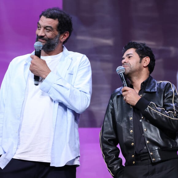 Jamel Debbouze et Ramzy Bedia - Cérémonie d'ouverture de la 7ème saison de "CanneSeries" à Cannes le 5 avril 2024. © Denis Guignebourg/Bestimage 