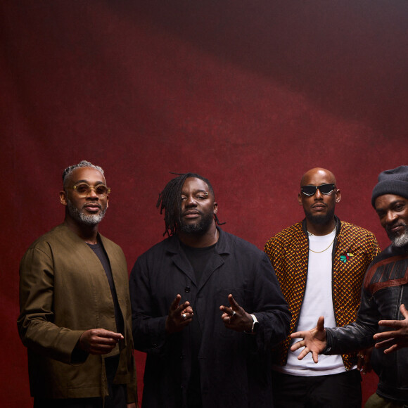 Le groupe Saïan Supa Crew - Photocall des lauréats de la 2ème édition de la cérémonie des Flammes au Théâtre du Châtelet à Paris le 25 avril 2024. © Fifou/Les Flammes via Bestimage 