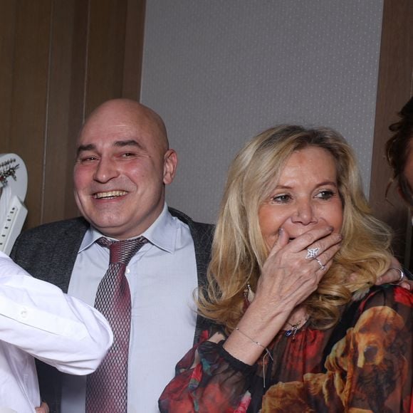 Exclusif - Cindy Lopes, Pierre-Jean Chalençon, Singrid Campion, Jeremy Bellet et son mari Christophe Courtois et Fiona Gelin - Cocktail et soirée du mariage de Jeremy Bellet avec Christophe Courtois à l'Hotel le Bedford à Paris le13 janvier 2024. © Denis Guignebourg / Bestimage