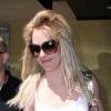 Britney Spears s'offre une petite séance de shopping en solo sur Sunset Plaza (West Hollywood), le jeudi 18 mars.
