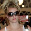 Britney Spears s'offre une petite séance de shopping en solo sur Sunset Plaza (West Hollywood), le jeudi 18 mars.