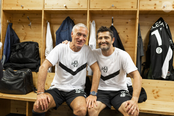 Exclusif - Didier Deschamps et Bixente Lizarazu - Backstage du match de football caritatif du Variétés Club de France contre les légendes des Avirons Bayonnais au profit des associations "Pièces Jaunes" et "Centre Hospitalier de la Côte Basque - Service Pédiatrie" à Bayonne le 19 octobre 2022. 12.000 € ont été récoltés après la victoire du Variétés 2-1 contre les légendes des Avirons Bayonnais. © Pierre Perusseau/Bestimage