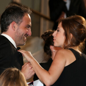 Raphael Glucksmann et Lea Salame assistent à la première de 'Redoubtable (Le Redoutable)' lors de la 70e édition du Festival de Cannes au Palais des Festivals le 21 mai 2017 à Cannes, France. Photo par Shootpix/ABACAPRESS.COM