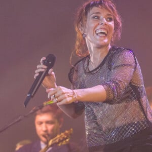 La chanteuse française Zaz en concert au Espaço Unimed à São Paulo, Brésil, le 14 avril 2023, pour sa tournée "Organique Tour" qui fait la promotion de son cinquième album de sa carrière et enregistré pendant la pandémie du COVID-19 (coronavirus). © Imago/Panoramic/Bestimage