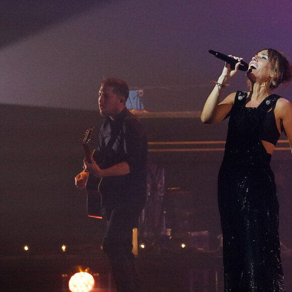 Zaz en concert lors du festival Universal Music de Madrid, le 24 juillet 2022. © Alterphotos / Panoramic / Bestimage