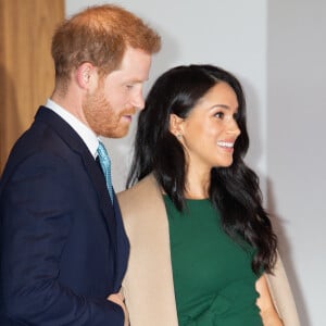 Le prince Harry, duc de Sussex, et Meghan Markle, duchesse de Sussex, arrivent à la cérémonie des WellChild Awards à Londres le 15 octobre 2019. 