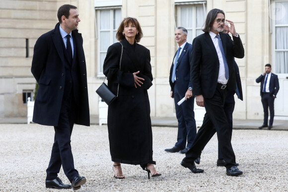 L'actrice Sophie Marceau - Arrivée des invités au dîner d'Etat en l'honneur du président chinois Xi Jinping et de sa femme la Première Dame Peng Liyuan au palais présidentiel de l'Elysée à Paris, France, le 6 mai 2024. © Stéphane Lemouton / Bestimage