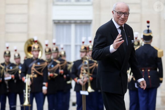 Laurent Fabius - Arrivée des invités au dîner d'Etat en l'honneur du président chinois Xi Jinping et de sa femme la Première Dame Peng Liyuan au palais présidentiel de l'Elysée à Paris, France, le 6 mai 2024. © Stéphane Lemouton / Bestimage