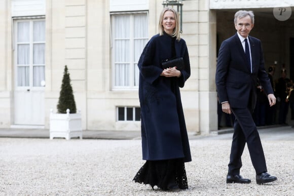 Delphine Arnault, PDG de Dior et son père Bernard Arnault, PDG de LVMH - Arrivée des invités au dîner d'Etat en l'honneur du président chinois Xi Jinping et de sa femme la Première Dame Peng Liyuan au palais présidentiel de l'Elysée à Paris, France, le 6 mai 2024. © Stéphane Lemouton / Bestimage