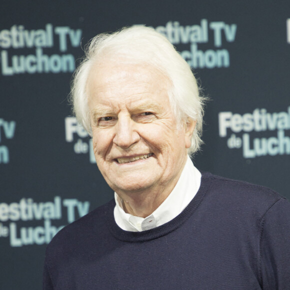 André Dussolier pour Juliette dans son bain sur Arte. - Photocall lors de la 24ème édition du festival Tv de Luchon le 11 février 2022. © Christophe Aubert via Bestimage 