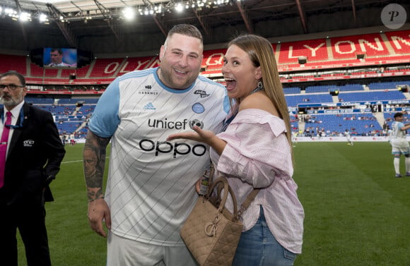 Dimanche 12 mai 2024, Daniela Capone a publié un long message sur son compte Instagram qui a un peu plus semé le doute à ce sujet
Nico Capone lors du match de football caritatif entre l'OL Légendes et la team Unicef au Groupama Stadium à Lyon en faveur des enfants d'Ukraine et pour célébrer les 20 ans du premier titre de Champion de France de l Olympique Lyonnais le 10 mai 2022. © Sandrine Thesillat / Panoramic / Bestimage