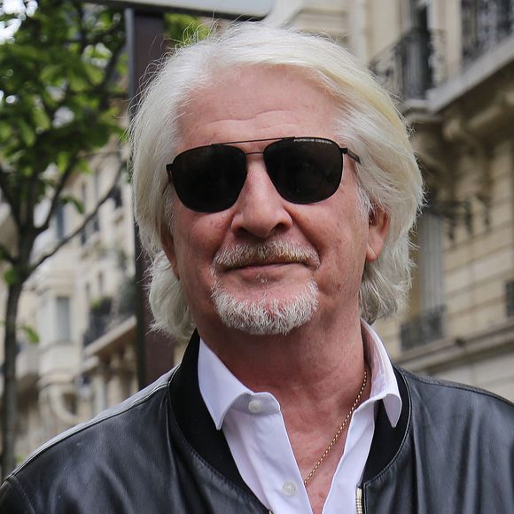 Patrick Sébastien - Les participants de l'émission "Les Grosses Têtes" à la sortie des studios RTL à Paris. Le 27 avril 2023 © Jonathan Rebboah / Panoramic / Bestimage