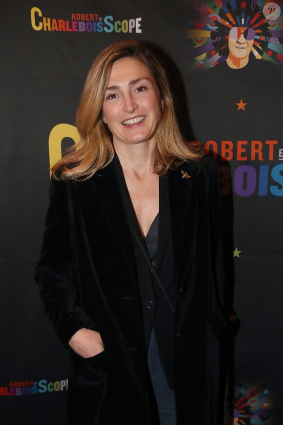 A savoir que l'un d'entre eux a été "gravement malade".
Exclusif - Julie Gayet - Célébrités au Concert de Robert Charlebois, " Robert en CharleboisScope " au Grand Rex à Paris France. © Bertrand Rindoff / Bestimage 