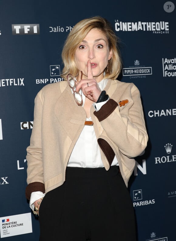 Julie Gayet lors du Vernissage de l'exposition "L'Art de James Cameron" à La Cinémathèque française à Paris le 3 avril 2024 © Guirec Coadic / Bestimage 