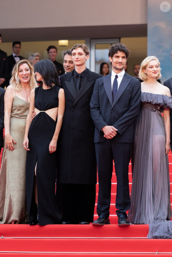 Les deux artistes avaient collaboré ensemble sur le tournage du film Les amandiers 
Valeria Bruni Tedeschi, Suzanne Lindon, Sofiane Bennacer, Vassili Schneider, Louis Garrel, Anaïs Demoustier, Nadia Tereszkiewcz - Montée des marches du film " Les Amandiers " lors du 75ème Festival International du Film de Cannes. Le 22 mai 2022 © Olivier Borde / Bestimage 