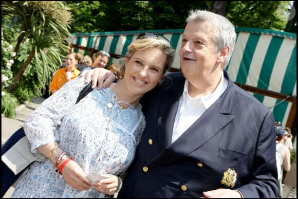 GUY CARLIER ET SA FEMME JOSEPHINE DARD - TOURNOI DE ROLAND GARROS 2009 - INTERNATIONAUX DE FRANCE - JOURNEE DU MERCREDI 3 JUIN