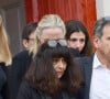 L'autre fille de Bernard Pivot, Cécile Pivot, était présente
Cécile Pivot (fille du défunt) - Obsèques du journaliste et homme de lettres Bernard Pivot en l'église du christ à Quincié-en-Beaujolais, France, le 14 mai 2024. 