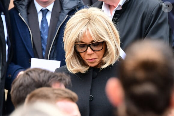 La Première Dame Brigitte Macron - Obsèques du journaliste et homme de lettres Bernard Pivot en l'église du christ à Quincié-en-Beaujolais, France, le 14 mai 2024. 